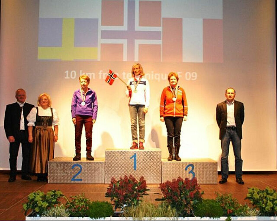 Lill Bjørklund og Eva Carlsen tok gull Pallen_Eva_Carlsen.jpg