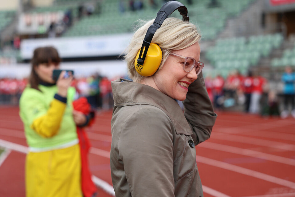 Helse- og omsorgsminister Ingvild Kjerkol startet TINEstafetten tinestafetten-oslo-03.jpg