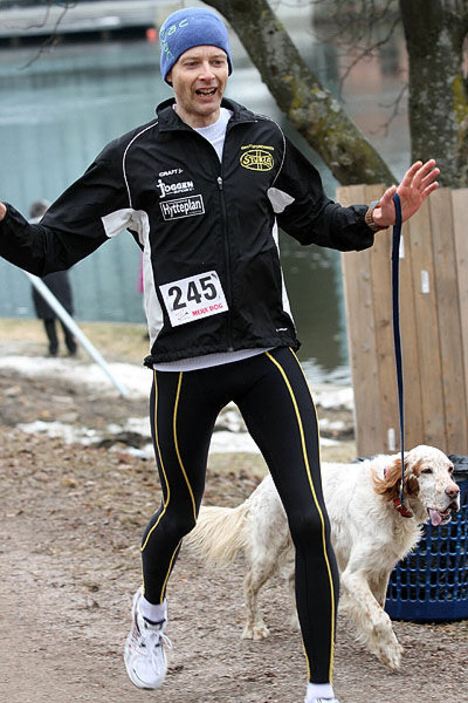 Påskemaraton med ny deltakerekord Jon_Harald_Berge_med_hund_IMG_0173