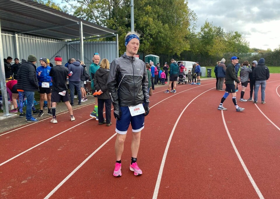 Simen Holvik vant 24-timers i England med 253,140 km Simen_Holvik_klar_til_start_foto_AudunHolvik.jpg
