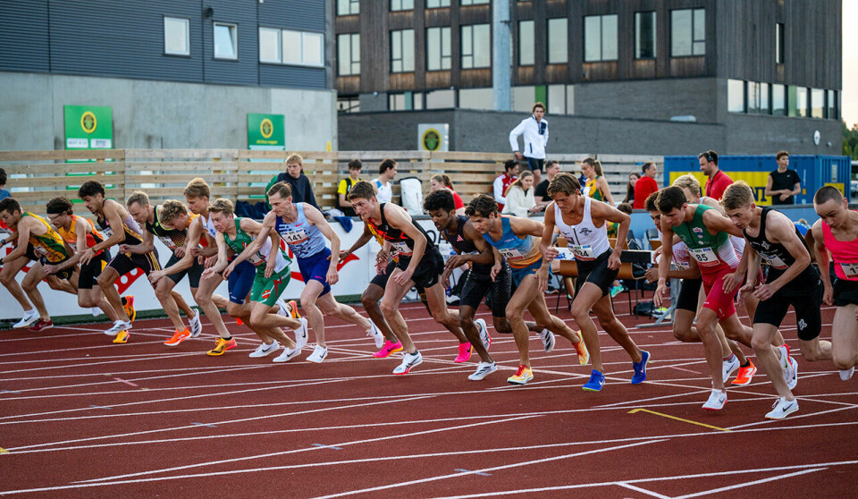 Seier og ny 1500 m-pers for Ingeborg Østgård da mange løp fort på Jessheim Menn-starten-DSC_8521.jpg