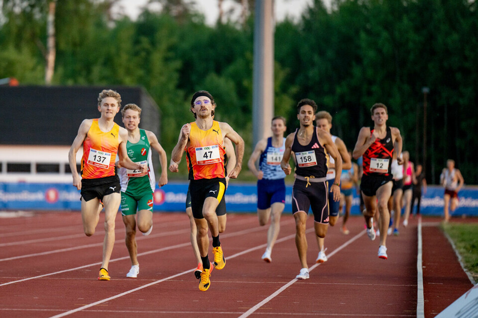 Seier og ny 1500 m-pers for Ingeborg Østgård da mange løp fort på Jessheim Menn-innspurt-DSC_8551.jpg