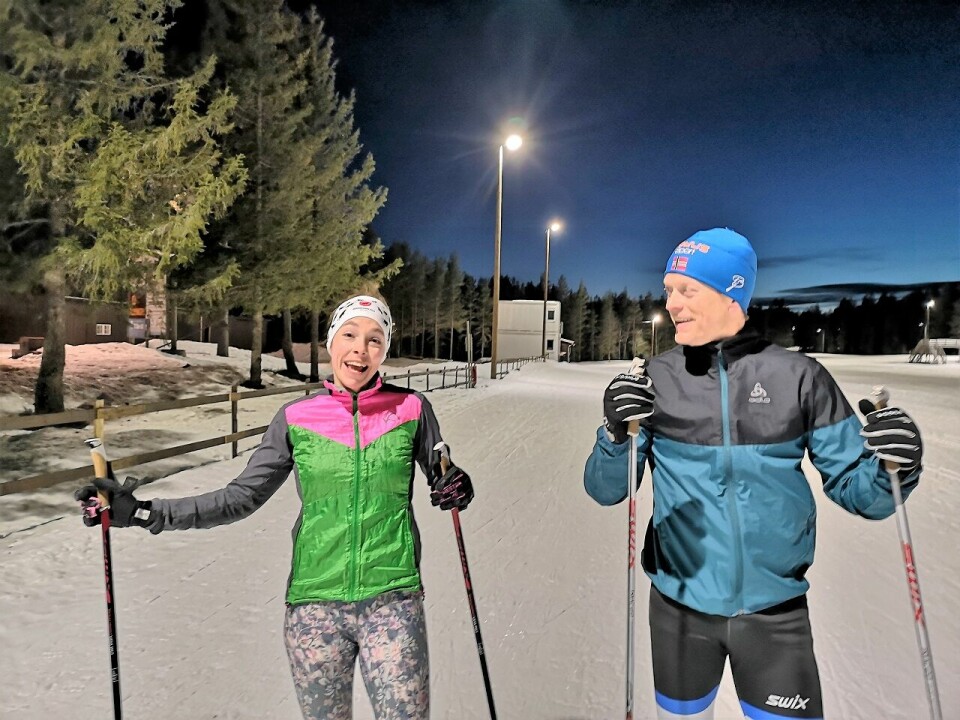 God stemning på Varden skistadion da Vilde Kvale og Amund Sigstad begge gjorde et av sine forsøk i finaleløpet i Tour de ski Elverum. (Foto: Rolf Bakken) God stemning på Varden skistadion da Vilde Kvale og Amund Sigstad begge gjorde et av sine forsøk i finaleløpet i Tour de ski Elverum. (Foto: Rolf Bakken)