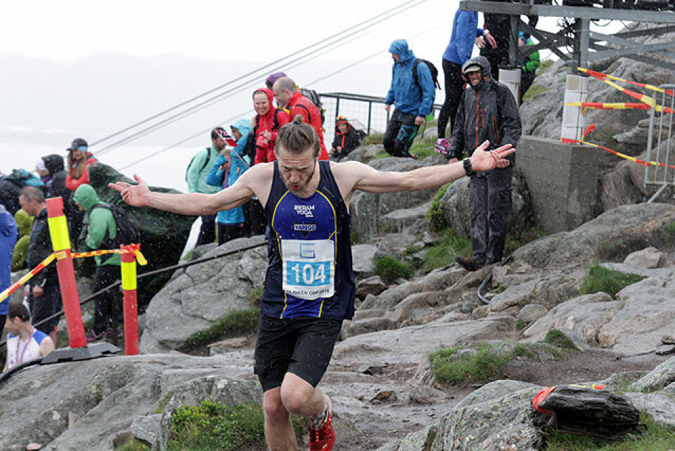Stian Angermund-Vik vant Ulriken Opp på ny rekord IMG_1262.jpg
