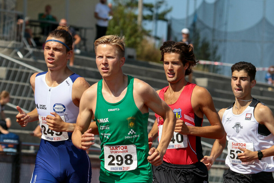 Fra det andre forsøksheatet på 1500 meter i U-23. Her er Hans-Magnus Haukøy og Halvor Nymoen Winberg i front. (Alle foto: Arne Dag Myking) Fra det andre forsøksheatet på 1500 meter i U-23. Her er Hans-Magnus Haukøy og Halvor Nymoen Winberg i front. (Alle foto: Arne Dag Myking)