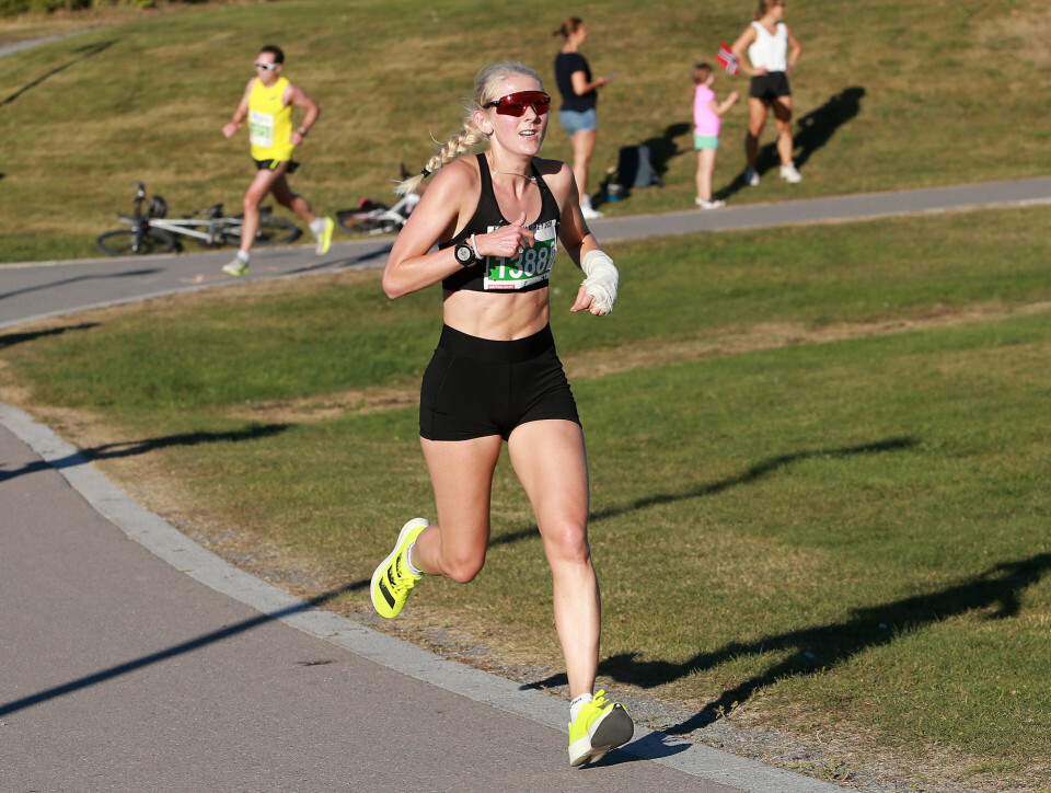 Indian summer for 1238 deltakere i Fornebuløpet 5km_Astrid_Brathaug_Soerset_nr1_AZ3T5614.jpg