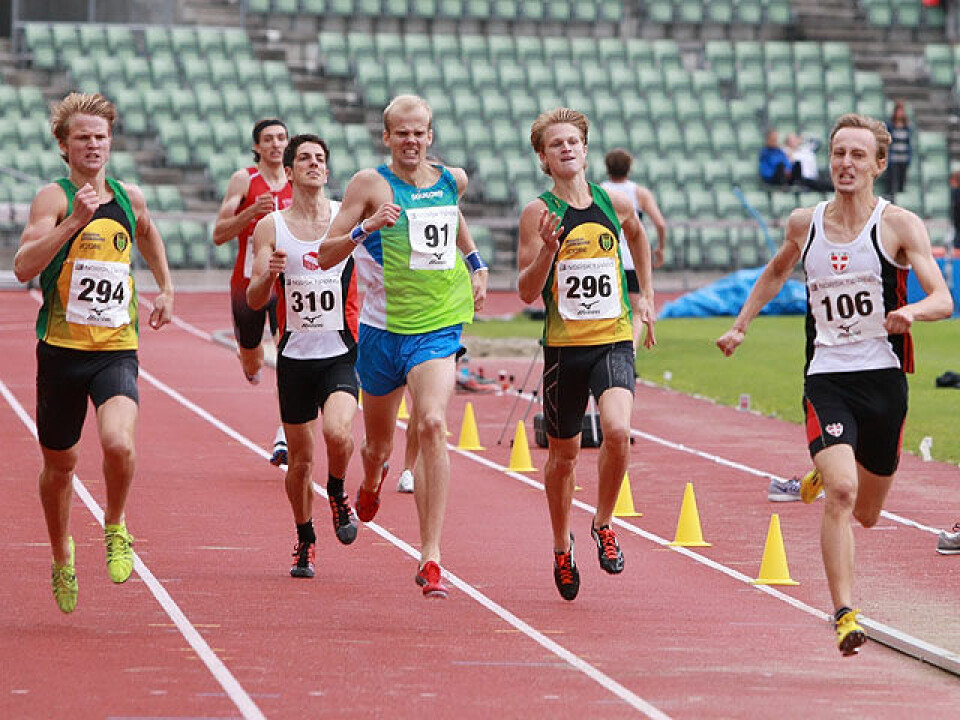 Mange gode tider på Bislett under Norwegian Grand Prix 800m_menn_B-heat_opploep_jevnt_AZ3T3873.jpg