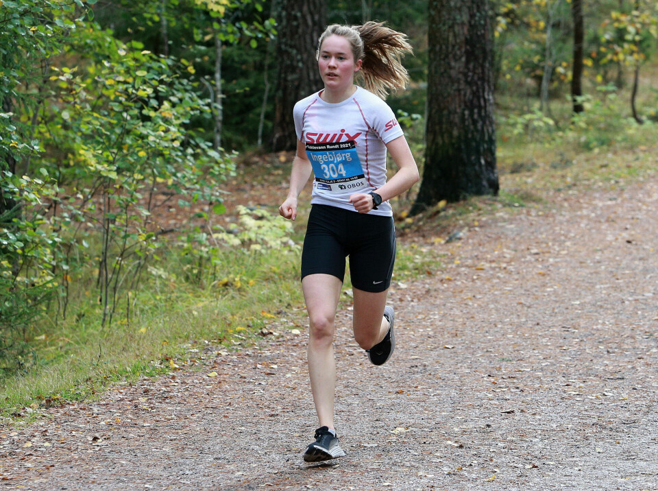 Sjette seier på rad for Anders Gløersen i Nøklevann Rundt 10km_Ingebjoerg_Stueland_nr1_kvinner_suveren_i_tet_pulje2__AZ3T0683.jpg