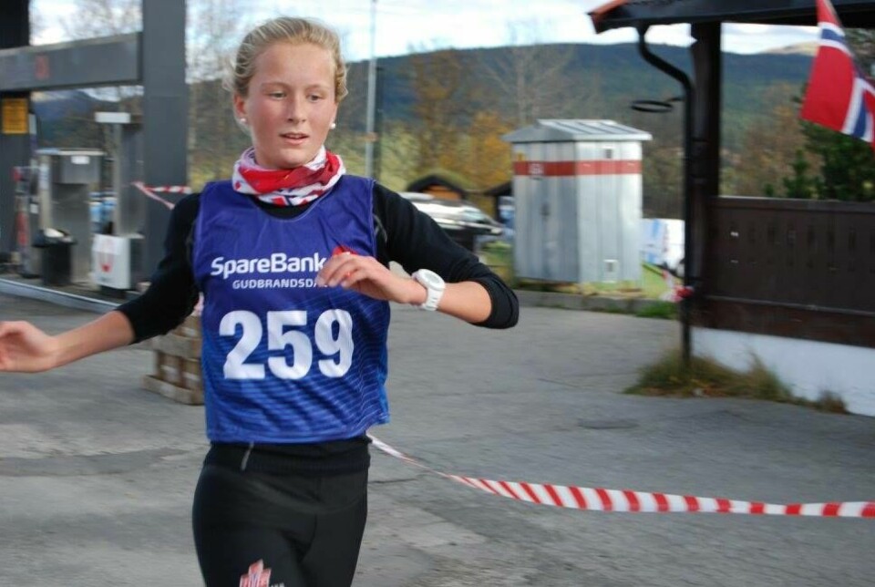 80 deltok i Skåbu fjellmaraton - nytt løp i Jotunheimens forgård Tiril_Loen.jpg