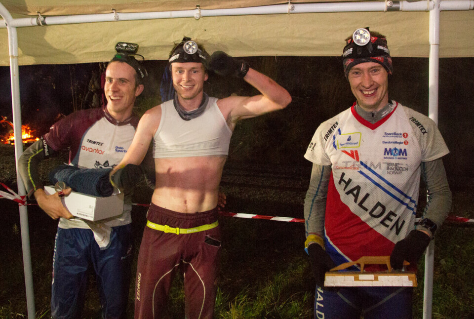 Winsnes Nordhagen og Lundanes vant Harry Lagerts Nattcup hl07_legendarpall.jpg