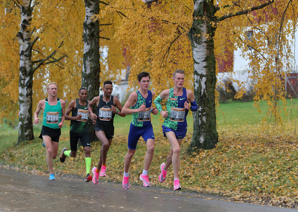Filip og Jakob Ingebrigtsen skal jakte rekorder på Hytteplanmila lørdag. Bildet er fra fjorårets løp. (Foto: Ole Arne Schlytter) Filip og Jakob Ingebrigtsen skal jakte rekorder på Hytteplanmila lørdag. Bildet er fra fjorårets løp. (Foto: Ole Arne Schlytter)