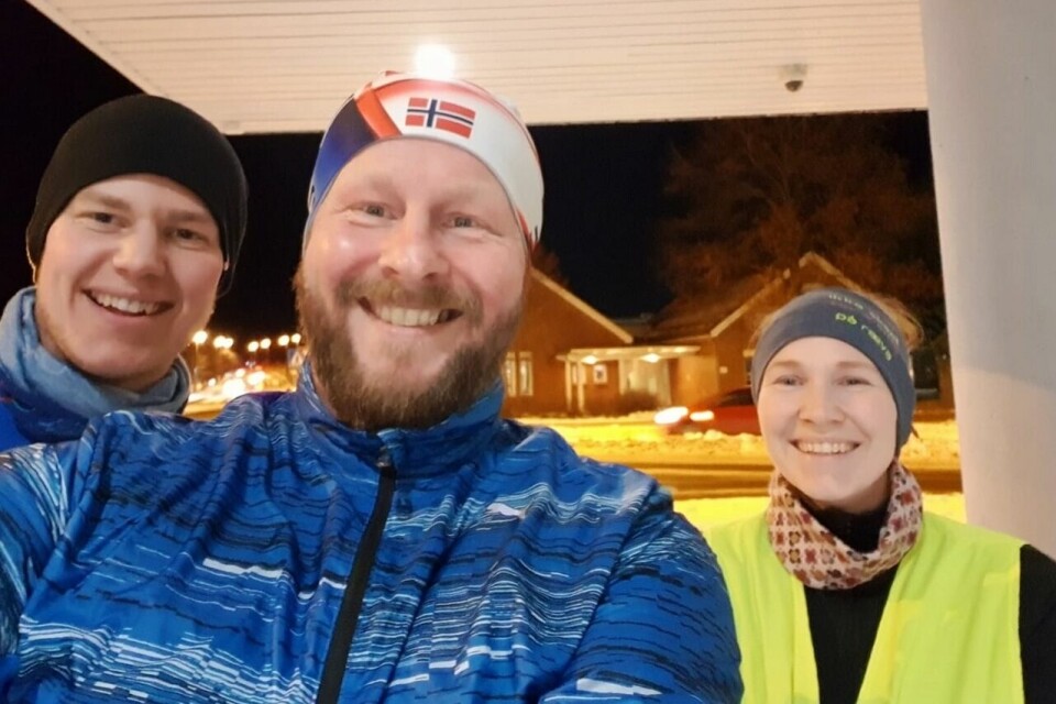 Initiativtager til både løpegruppen i Porsgrunn og gruppens første konkurranse, Tom Benjaminsen, ser her i midten sammen med Ida og Tom på en treningstur 14. januar da de la skumle planer for løpeåret. Initiativtager til både løpegruppen i Porsgrunn og gruppens første konkurranse, Tom Benjaminsen, ser her i midten sammen med Ida og Tom på en treningstur 14. januar da de la skumle planer for løpeåret.