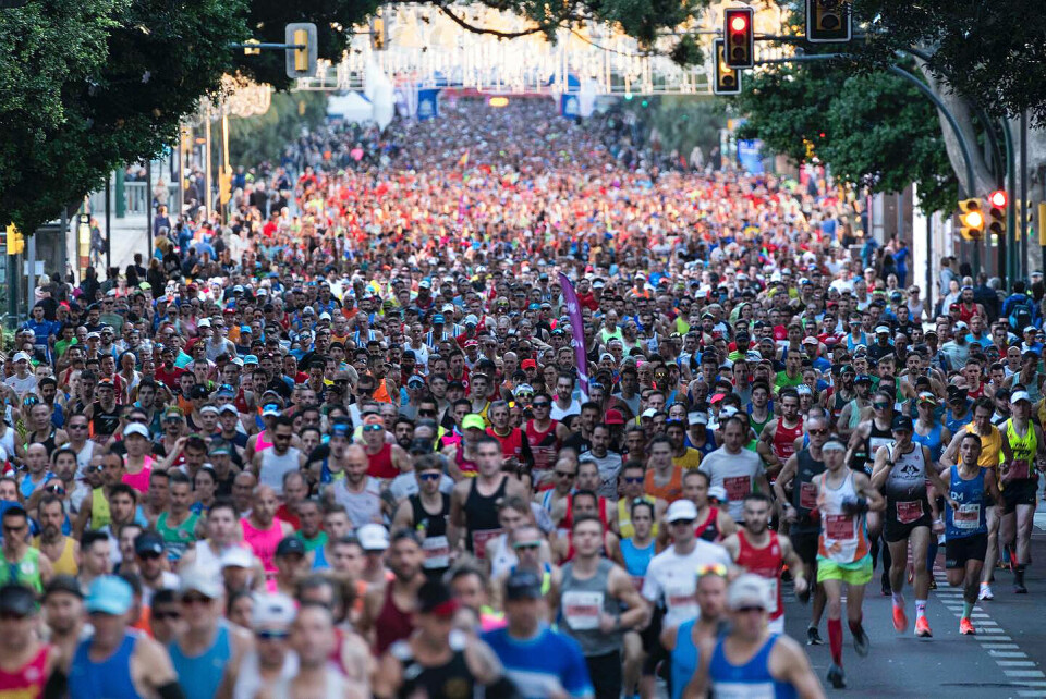 Angelica Karlsen nr. 2 på halv og Marit Haslie nr. 7 på hel i Malaga Marathon Startbilde_brukt_av_arrangoeren_facebook.jpg
