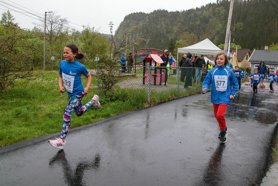Løyperekord, løpsglede og regnvær i Kaland Løpskarusell 3J6A3321.jpg