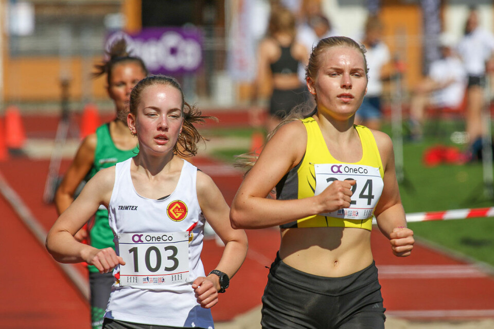 Christine Næss og Mari Roligheten Ruud tok hver sin NM-tittel på 3000 meter 3J6A8139.jpg