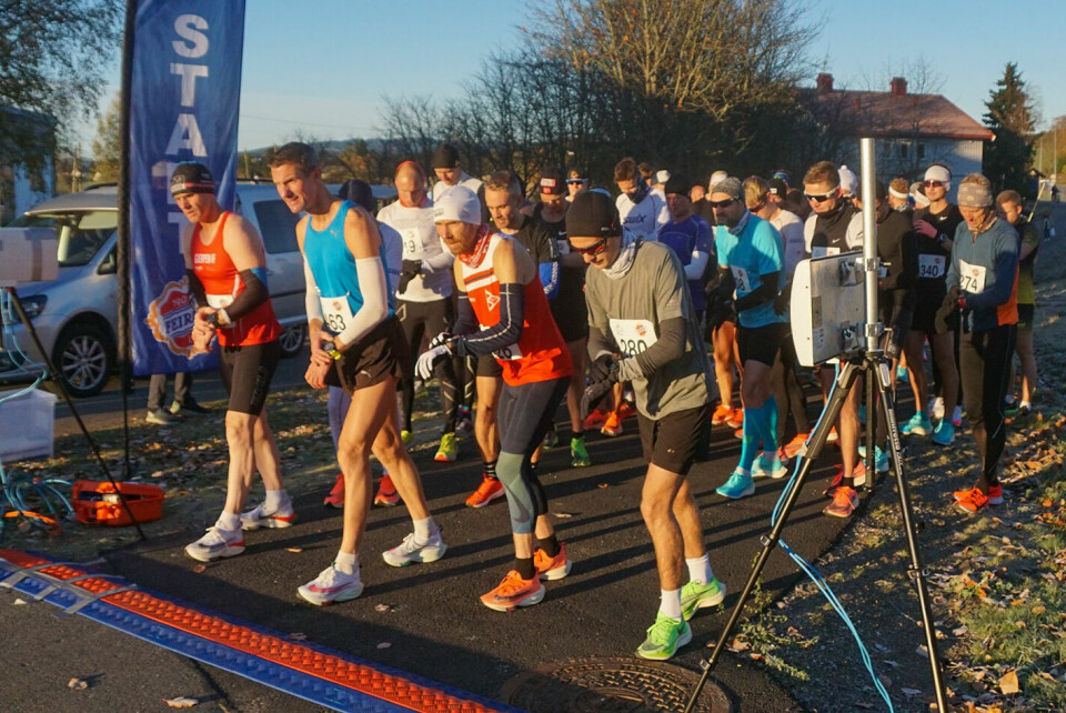 Mange løp seg til ny pers i Perseløpet Maraton Starten.jpg