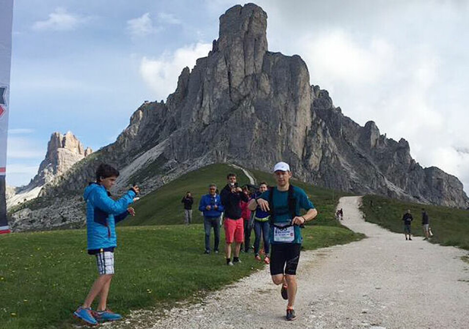 Didrik i ensom majestet i majestetiske omgivelser i Dolomittene. (Foto: Trond Johannesen) Didrik i ensom majestet i majestetiske omgivelser i Dolomittene. (Foto: Trond Johannesen)