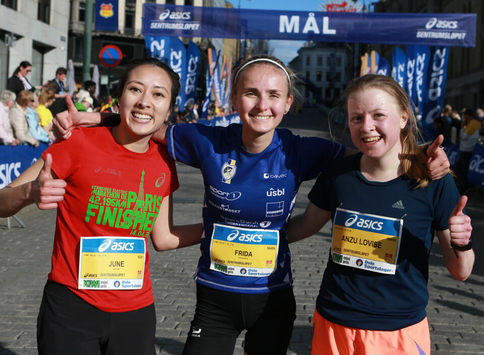 Sentrumsløpet ble en etterlengtet folkefest 5km_damer_tre_beste_AZ3T1509.jpg