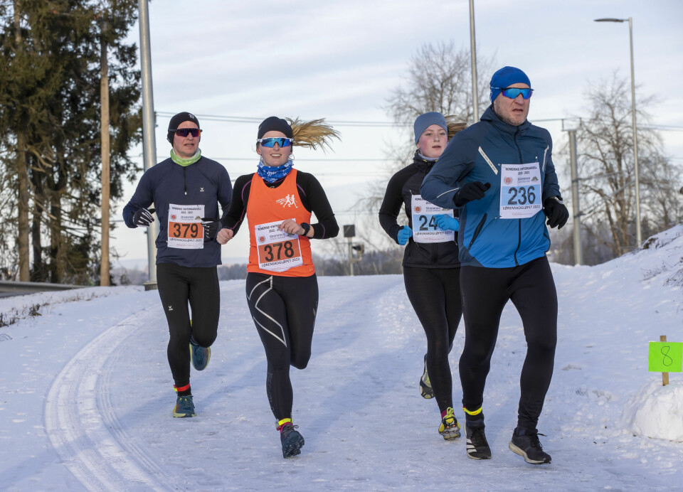 Magnus Salberg og Tone Fløttum løp raskest på 10 km i Vinterkarusellen på Haga Vinterkarusellen - Haga - 4 februar 2023 - 2.jpg