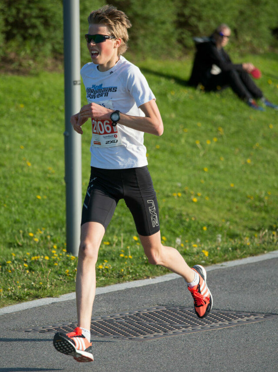 Flott løpsfest på Fornebu med mange gode resultater 10km_Thomas_Meinicke_2016-05-25-SYL_4436.jpg