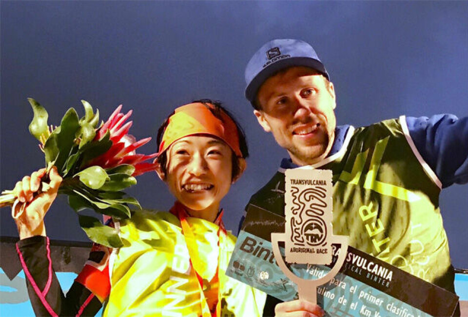 Yuri Yoshizumi og Stian Angermund Vik kunne juble for hver sin klare seier i motbakkeløpet på La Palma. (Foto: Vertical Kilometer World Circuit) Yuri Yoshizumi og Stian Angermund Vik kunne juble for hver sin klare seier i motbakkeløpet på La Palma. (Foto: Vertical Kilometer World Circuit)