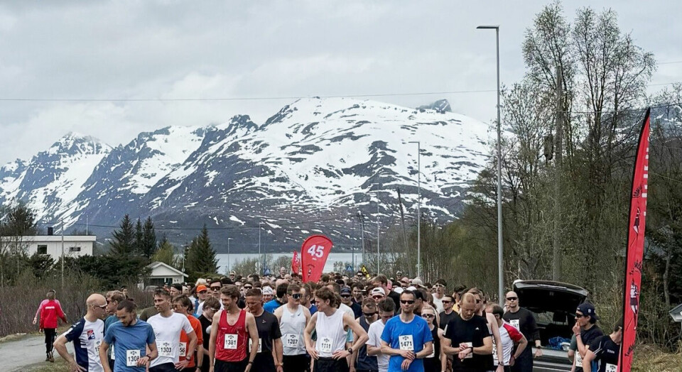 Sjøl om bakgrunnen var vinterlig, så var det gode løpsforhold under Eidemila. (Foto: Tromsø Løpeklubb) Sjøl om bakgrunnen var vinterlig, så var det gode løpsforhold under Eidemila. (Foto: Tromsø Løpeklubb)