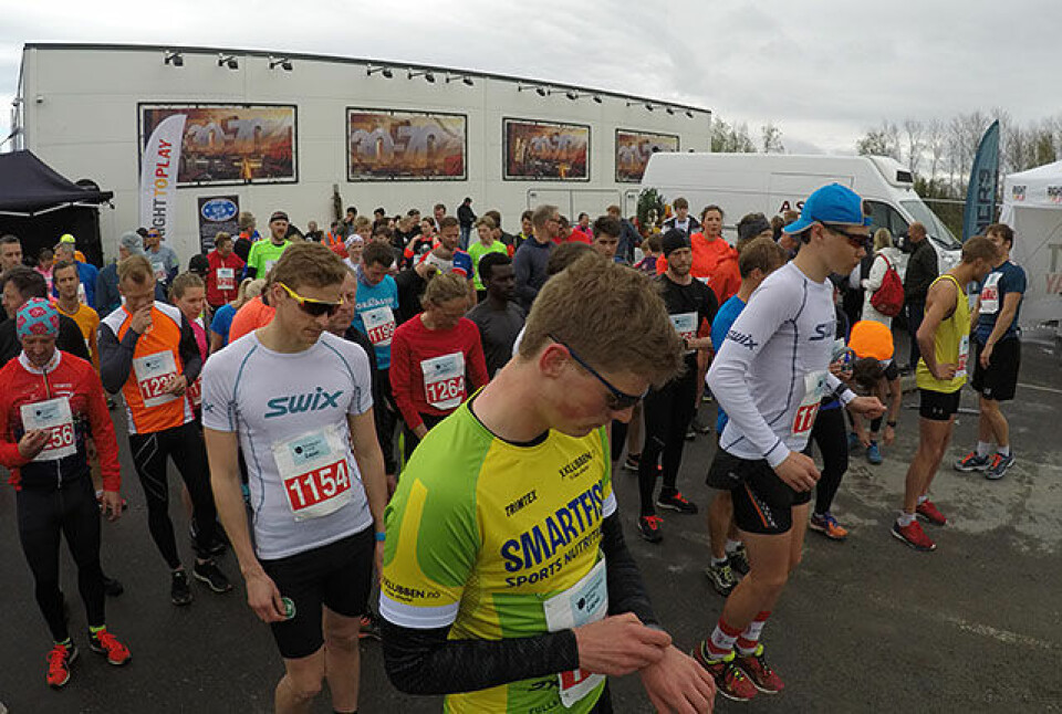 Startfeltet på 10 km i Norwegian Outlet-løpet 2017. (Alle foto: Bjørn Johannessen) Startfeltet på 10 km i Norwegian Outlet-løpet 2017. (Alle foto: Bjørn Johannessen)