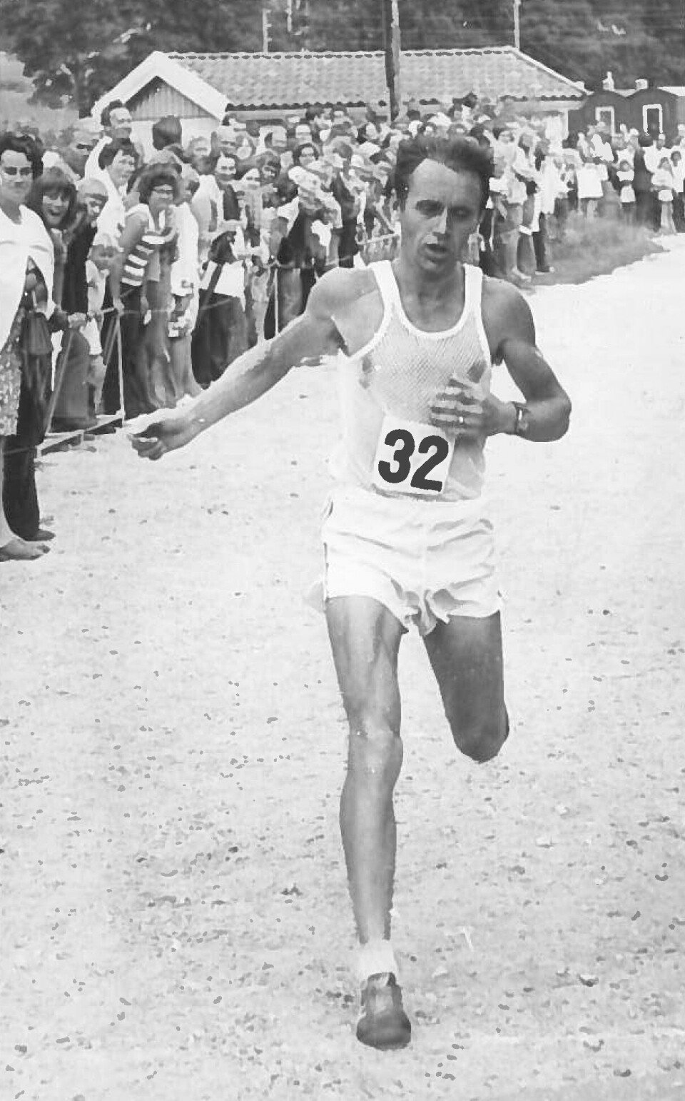 Da løping kun var løping Henning-Hogheim-NM-maraton-1973.jpg