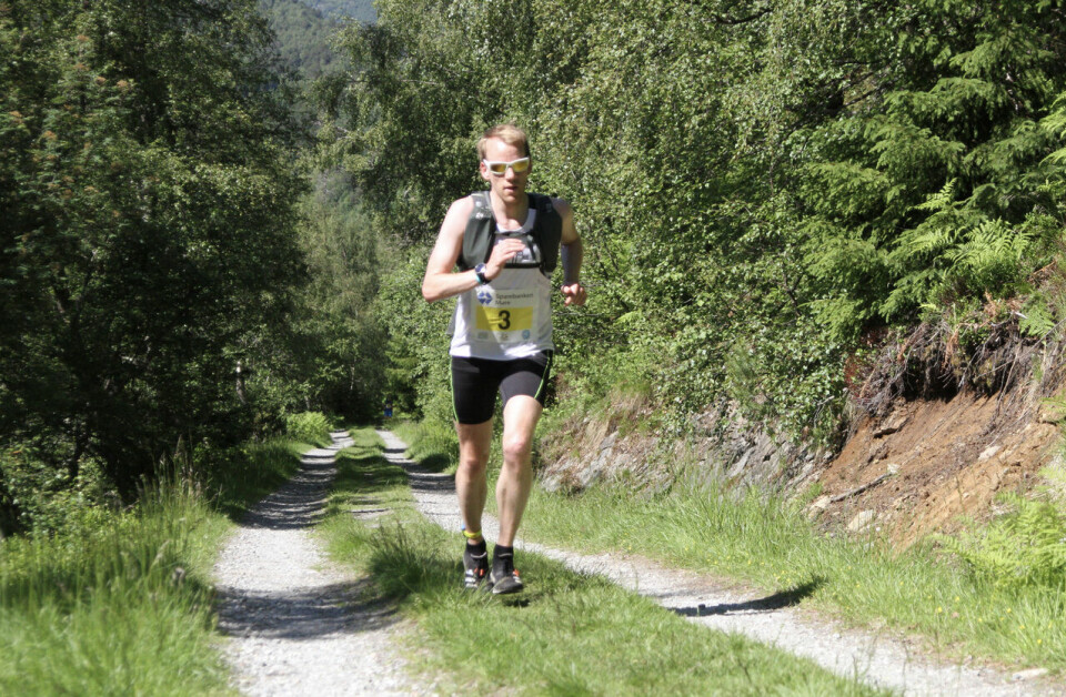 Johanna Åström og Kilian Jornet blei vinnere i Mefjellet Opp Erling_Hisdal