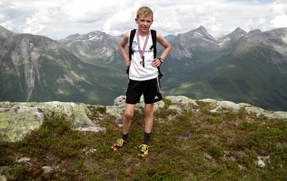 Stian Stærkeby Jelstad var førstemann på Mefjellet Iver_Synstnes_Hole_posering