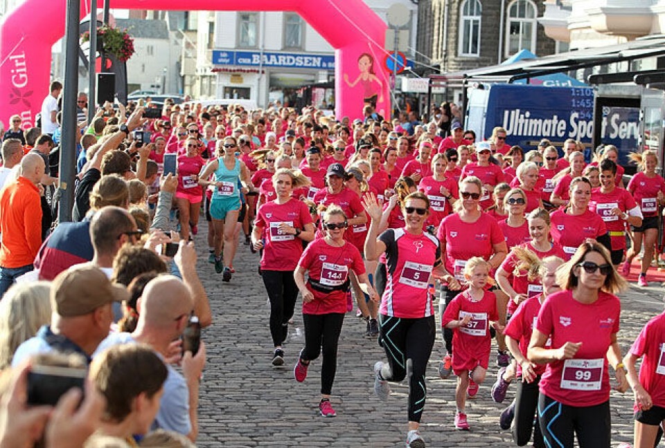 265 Irongirls farget Indre kai i Haugesund rødrosa Start2_A20G9586.jpg