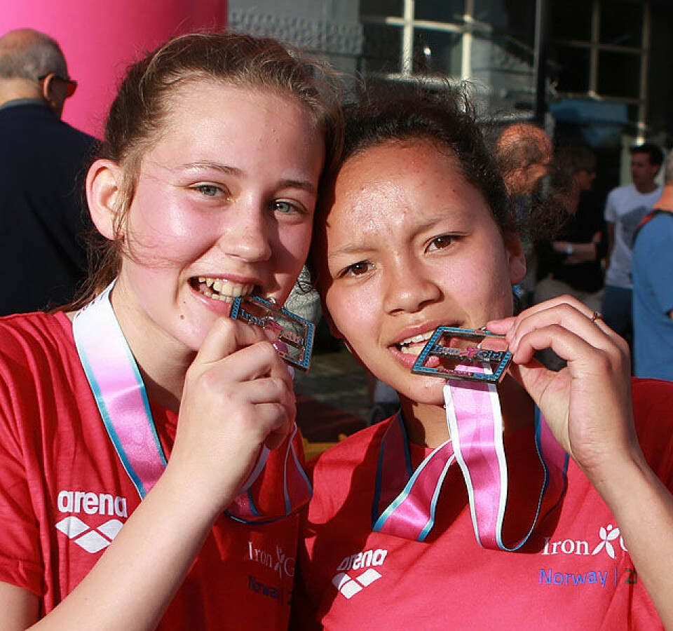 265 Irongirls farget Indre kai i Haugesund rødrosa Annika_Gjoesaeter_Bunes_25tv_Nora_Rogersdatter_Groennevik_399th_AZ3T3047.jpg