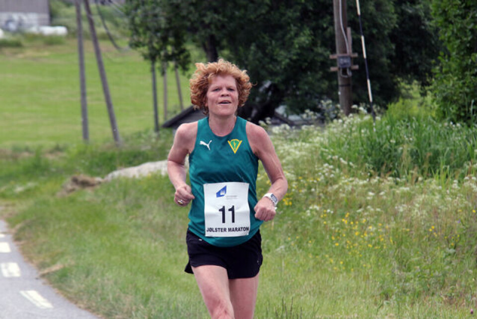 Vivian Kyte og Jens Andreas Melheim vant Jølster Maraton 1P1A7183.jpg