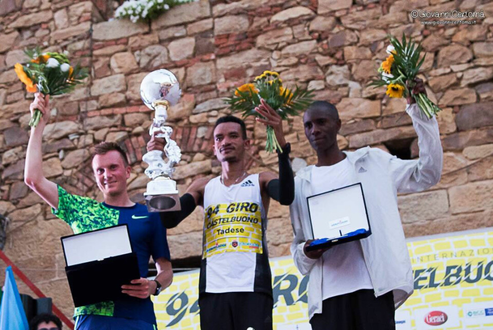 Sondre Nordstad Moen viste god form da han ble nummer tre i det 11,3 km lange Giro di Castelbuono. (Foto: Giovanni Certomà) Sondre Nordstad Moen viste god form da han ble nummer tre i det 11,3 km lange Giro di Castelbuono. (Foto: Giovanni Certomà)