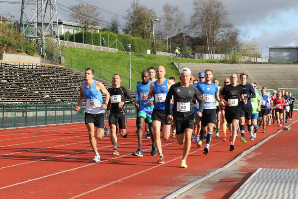 Starten er gått i det 54. Fanaløpet Starten er gått i det 54. Fanaløpet