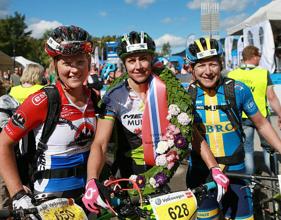 Birkebeinerdronninga Gunn-Rita Dahle Flesjå med klar seier! Kvinner_elite_de_tre_beste_AZ3T0039.jpg
