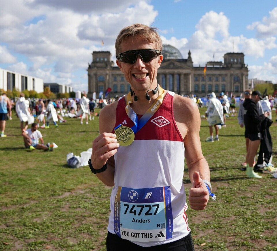 Mange gode norske resultater i Berlin Marathon 2024 Anders Nordby etter målgang i Berlin Marathon 2024