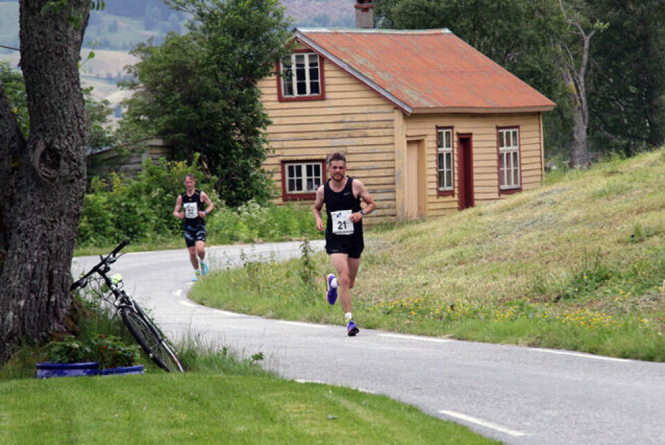 Vivian Kyte og Jens Andreas Melheim vant Jølster Maraton 1P1A7396.jpg