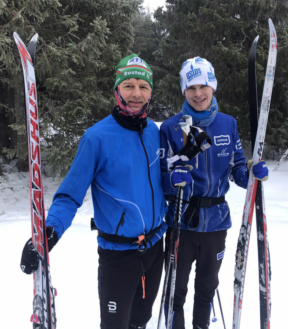 Haakon Kinneberg er i sitt ess når han får løpe og gå på ski Trond-Olav-Berg-og-Haakon-Kinneberg-foto-Per-Ivar-Jaksland.jpg