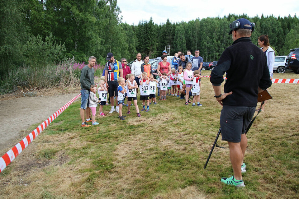 Flere bilder fra Unionsmaraton Start_med_Gevaer_IMG_7020.jpg