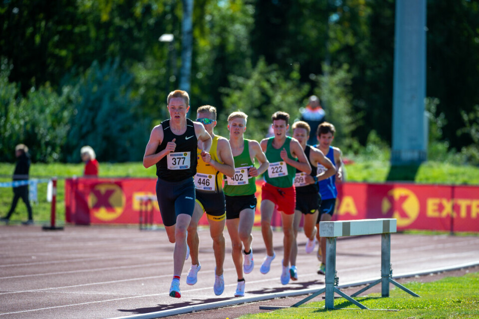 UM 2020: Oskar Opstad Vike (G16) og Anna Marie N. Sirevåg (J16) vant 3000 meter G16_3000m_Heat2_Oskar Opstad Vike (377)_Heat_DSC0372.jpg