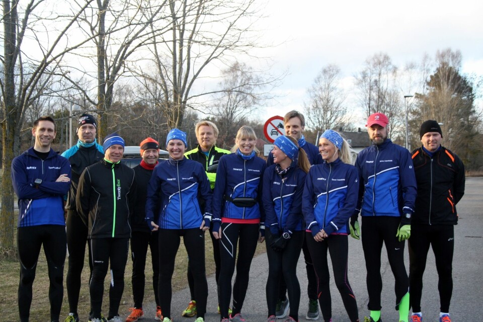 Her er en gjeng fra løpeklubben samlet til trening 31. mars i år (foto: Beate Husby). Her er en gjeng fra løpeklubben samlet til trening 31. mars i år (foto: Beate Husby).