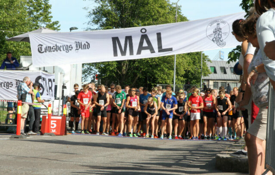 Hjemmeseire for menn og Vidar-seire for kvinner i Kristinaløpet Start_5km.jpg
