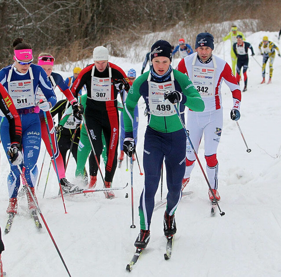 Holmenkollmarsjen: Golberg vant trimdistansen, løper vant 47 km Soerkedalen_1km_fra_start_pulje2-elite_damer_Ingeborg_Dahl_Ask_Moe_Loeite_18-19_A20G8194.jpg