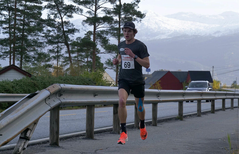90 deltakarar løp Hardanger halvmaraton hardangerfjord-media-69.jpg