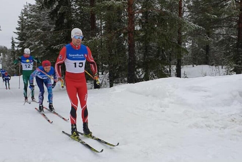 Jørgen Stensløkken i tet fra start i Røsjørennet lørdag. (Foto fra Nordre Tryil IL's facebookside) Jørgen Stensløkken i tet fra start i Røsjørennet lørdag. (Foto fra Nordre Tryil IL's facebookside)