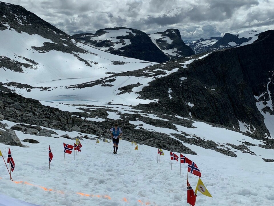 Jon Breivold på de siste meterne opp til Trollveggen. (Foto fra arr. facebookside) Jon Breivold på de siste meterne opp til Trollveggen. (Foto fra arr. facebookside)