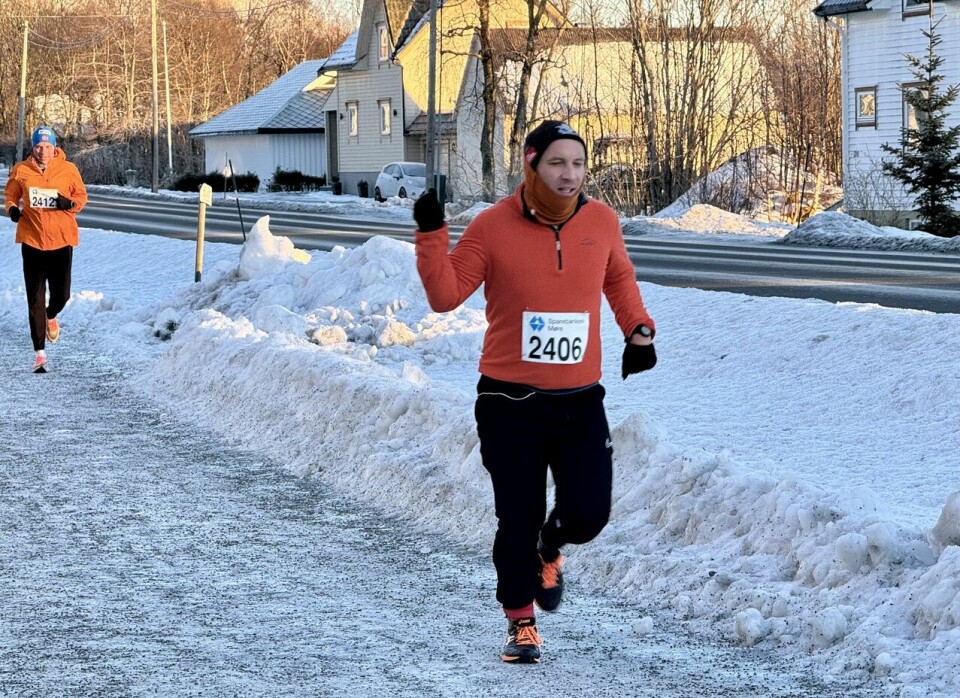 Jan Endre Rise vant det tredje løpet rundt Grimstadvatnet Einar_Orten_Trovaag