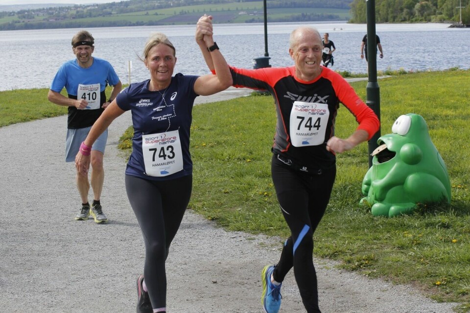 Kristin og Arild Hansen i samløp på Koigen i det forrige Hamarløpet i 2019. (Foto: Rolf Bakken) Kristin og Arild Hansen i samløp på Koigen i det forrige Hamarløpet i 2019. (Foto: Rolf Bakken)
