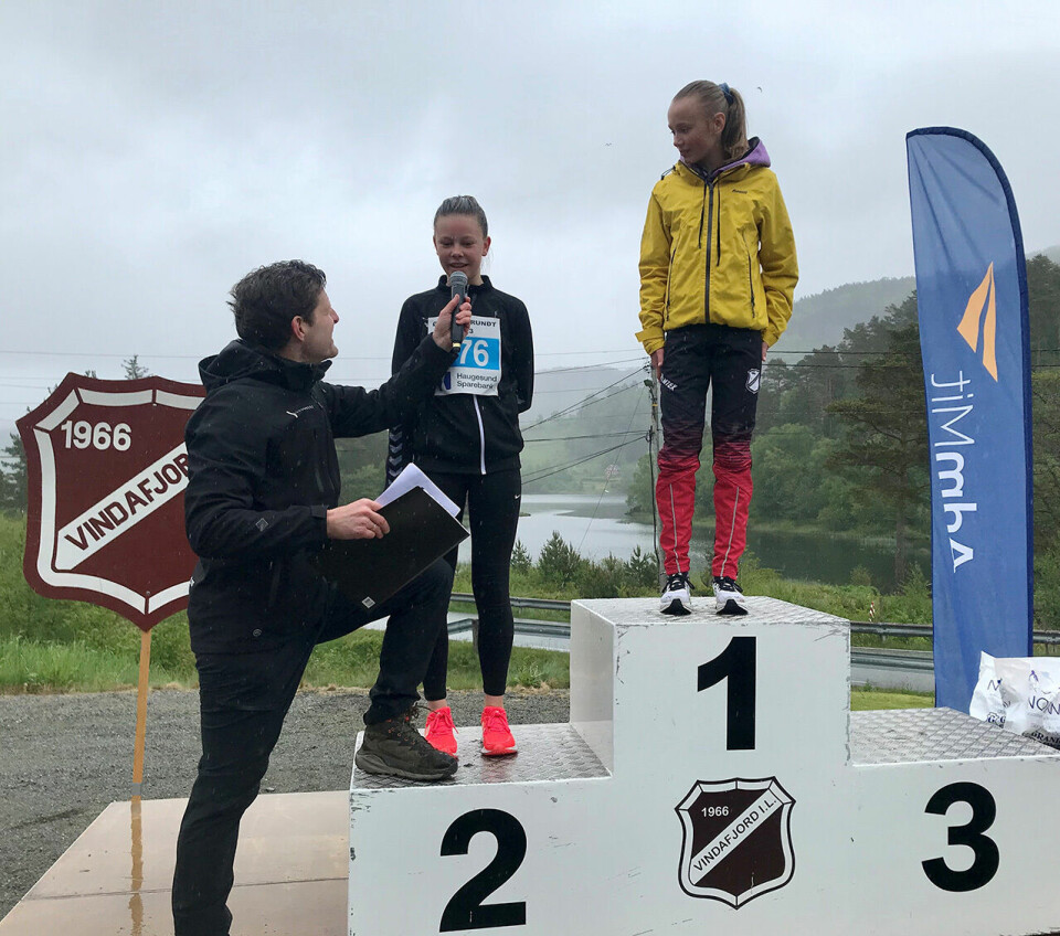 Tedros Haile og Nina Andreassen vant Ølmedal Rundt Jenter12-14.jpg